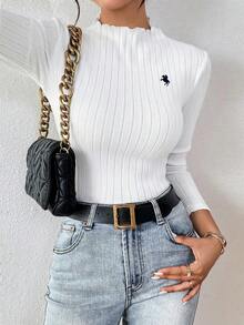 SHEIN Frenchy 92%纯棉女士罗纹圆领长袖休闲T恤，饰有骏马刺绣，复古风格，条纹修身基本款，内搭白色保暖高领，适合春秋冬季日常穿着、通勤、居家、叠穿、约会、外出和正式场合。 - 白色 - 查看 5