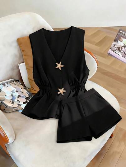 GlowEve CURVE Plus Size Women's Solid Color Minimalist Fashion Cinched Waist Sleeveless Jacket With Metal Buckle And Matching Casual Elastic Waist Shorts With Pockets 2-Piece Set, Versatile For Commute, Business, Daily Wear