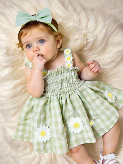 SHEIN Klänning för nyfödd flickor, söt semesterstil blå rutig blommig broderiklänning, lämplig för vår-/sommarutflykter, fester, fotograferingar, skola, 1-9 månader