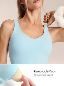 GLOWMODE Conjunto de top corto y mallas de tiro alto FeatherFit™ - Celeste - Ver 3