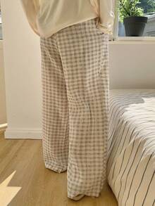Dazy Plus Pantalones de pijama de talla grande con estampado de cuadros y bolsillo con nudo - Albaricoque - Ver 2