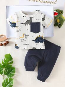 SHEIN 新生男宝宝白色条纹卡通恐龙图案拼接绿色口袋短袖上衣配绿色裤子两件套可爱休闲运动时尚新品 - 藏蓝色 - 查看 3