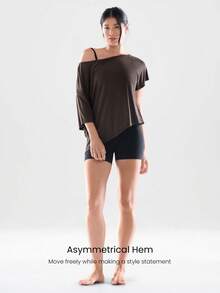 GLOWMODE 莫代尔丝滑柔顺不对称下摆露肩七分袖运动T恤，日常休闲穿着 - 棕色 - 查看 4