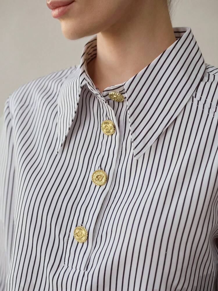 STRIPED PRINT HALF BUTTON SHIRT