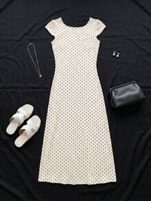 Franclia 2026新款方领褶皱长款连衣裙，黑白波点印花，荷叶边饰边和腰部收褶设计，休闲通勤及度假长裙 - 白色 - 查看 2