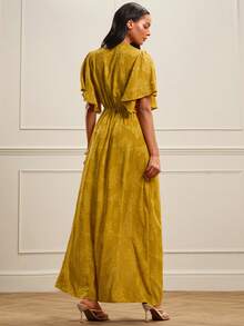 Lilora Đầm maxi màu vàng cho nữ, cổ chữ V, tay bồng, chất liệu jacquard, cài cúc phía trước, đầm maxi vải lanh, đầm màu vàng chanh, đầm dài màu vàng cho nữ. Kiểu dáng thanh lịch và tinh tế, phù hợp cho các buổi đi chơi, đi làm, mặc thường ngày, dự tiệc, hẹn hò, tụ họp, dã ngoại, kỳ nghỉ và du lịch. Đầm mùa hè, đầm mùa xuân cho nữ, đầm maxi cho nữ, đầm vàng cho nữ, đầm cài cúc phía trước cho nữ. - Màu vàng - Xem 2