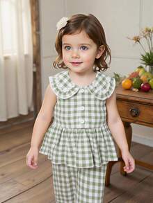 SHEIN Vintaside Kids 女婴两件套，可爱时尚的浅绿色格子无袖上衣和裤子，学院风春夏装 - 綠色 - 查看 3