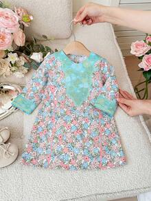 SHEIN Gaun Bayi Perempuan Motif Bunga A-Line Model A-Line Mengembang, Gaya Liburan, Bahan Poliester Warna-warni, Anak-anak - MultiWarna - View 8