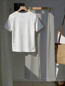 SHEIN EZwear 两件套休闲小马标印花圆领短袖上衣和条纹印花裤 - 彩色 - 查看 2