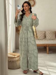 Vivie Lora Women's Vacation Cashew Print V-Neck Textured Waist Jumpsuit - Green - View 1