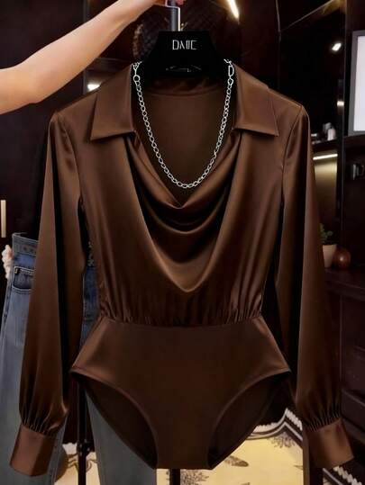 Franclia Women's Solid Color, Lapel, Long Sleeve, Draped Neck, Elegant And Stylish Brown Jumpsuit With A Sophisticated Feel. Suitable For Elegant Women's Wear, Spring/Summer, Valentine's Day, Party Outfits, And More. Luxurious Brown Jumpsuit.