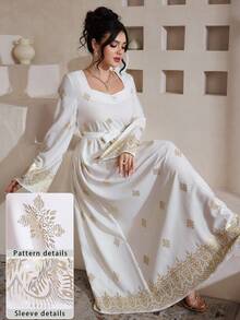 Al Najma 优雅心形领花卉箔印喇叭连衣裙，春夏款 - 白色 - 查看 4