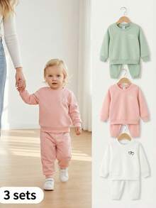 SHEIN 3pcs Baby Girls' Casual Comfortable Loose Fit Heart Print Long Sleeve Knit Sweatshirt + Loose Knit Pants Outfit Set, Autumn/Winter - Multicolor - View 9