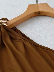 Franclia Set de 2 piezas: Top de un hombro y shorts casuales - Multicolor - Ver 3