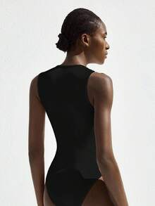 Maija Body negro de verano sexy y chic para mujer, cuello redondo, decoración con hebilla de PU, calado, sin mangas, minimalista, casual, para vacaciones, playa, fiesta y graduación - Negro - View 3