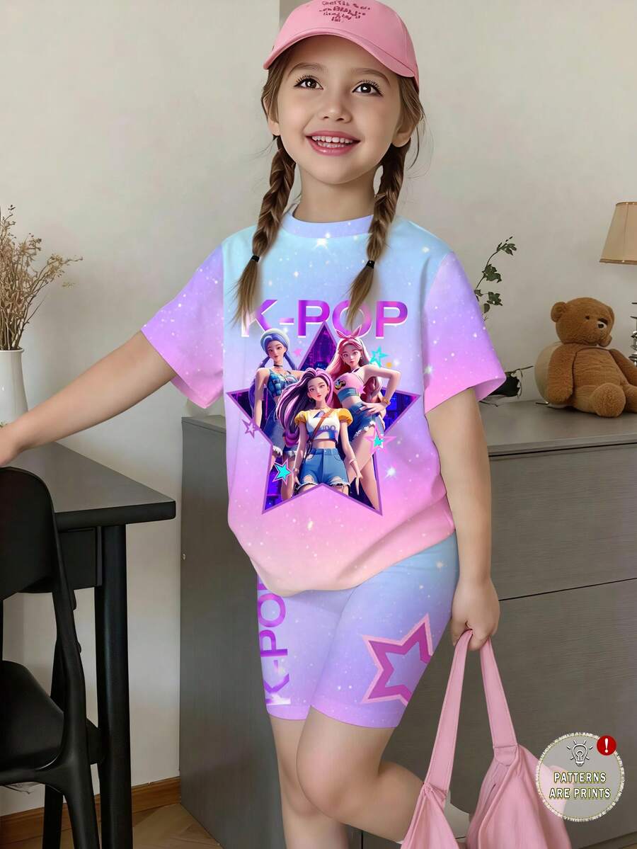 SHEIN Elladie kids 两件套女童休闲甜美短袖T恤+紧身短裤套装,金属质感英文图案+紫色和蓝色星空印花紧身短裤,适合春夏穿着。甜美活力的女童乐队+英文星空紫色和蓝色星空印花T恤,不仅穿着舒适,更饰以醒目的英文字母设计,增添柔软亲肤的触感。简约时尚,让孩子们在春夏成为最耀眼的焦点。 - 彩色 - 查看 1