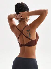SHEIN Sports Women's Solid Color Twist Back Fashionable Sports Bra - Brown - View 5
