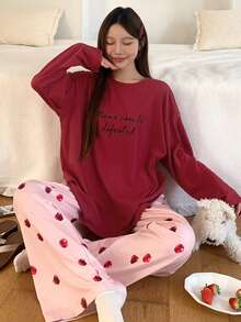 DAZY 2件套女士印花宽松长袖T恤和直筒裤睡衣套装，秋季款 - 酒紅色 - 查看 6