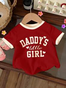 SHEIN 女婴圆领字母爱心图案休闲短袖上衣，适合春夏日常穿着、亲子写真、外出、居家、度假、节日等场合。 - 彩色 - 查看 3