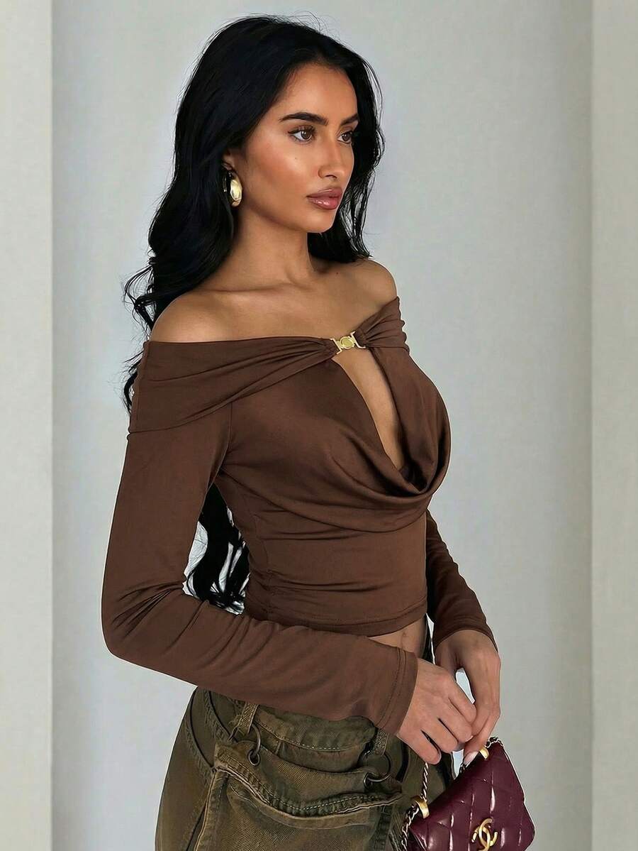 SHEIN Glamour 性感镂空金属装饰女士露肩长袖T恤，秋季款 - 棕色 - 查看 1