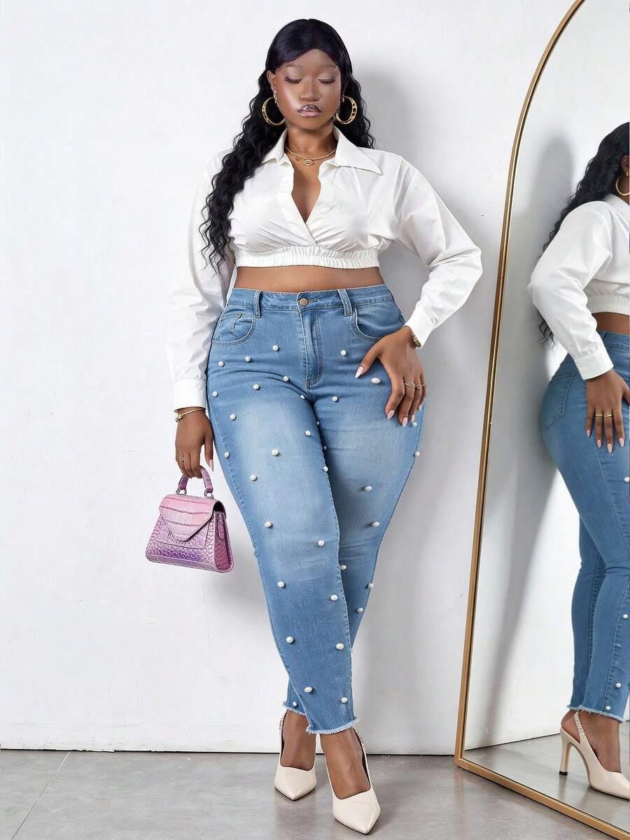 CurvyTilda 大碼高腰珍珠串珠毛邊緣緊身牛仔褲 - 淺色水洗藍 - 查看 1