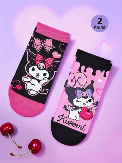 HELLO KITTY AND FRIENDS | SHEIN 2双柔软透气吸湿休闲短袜，饰有Kruomi图案，时尚可爱，粉黑配色，加固趾部和后跟，经久耐穿，男女通用，四季皆宜，夏季冬季皆可搭配。
