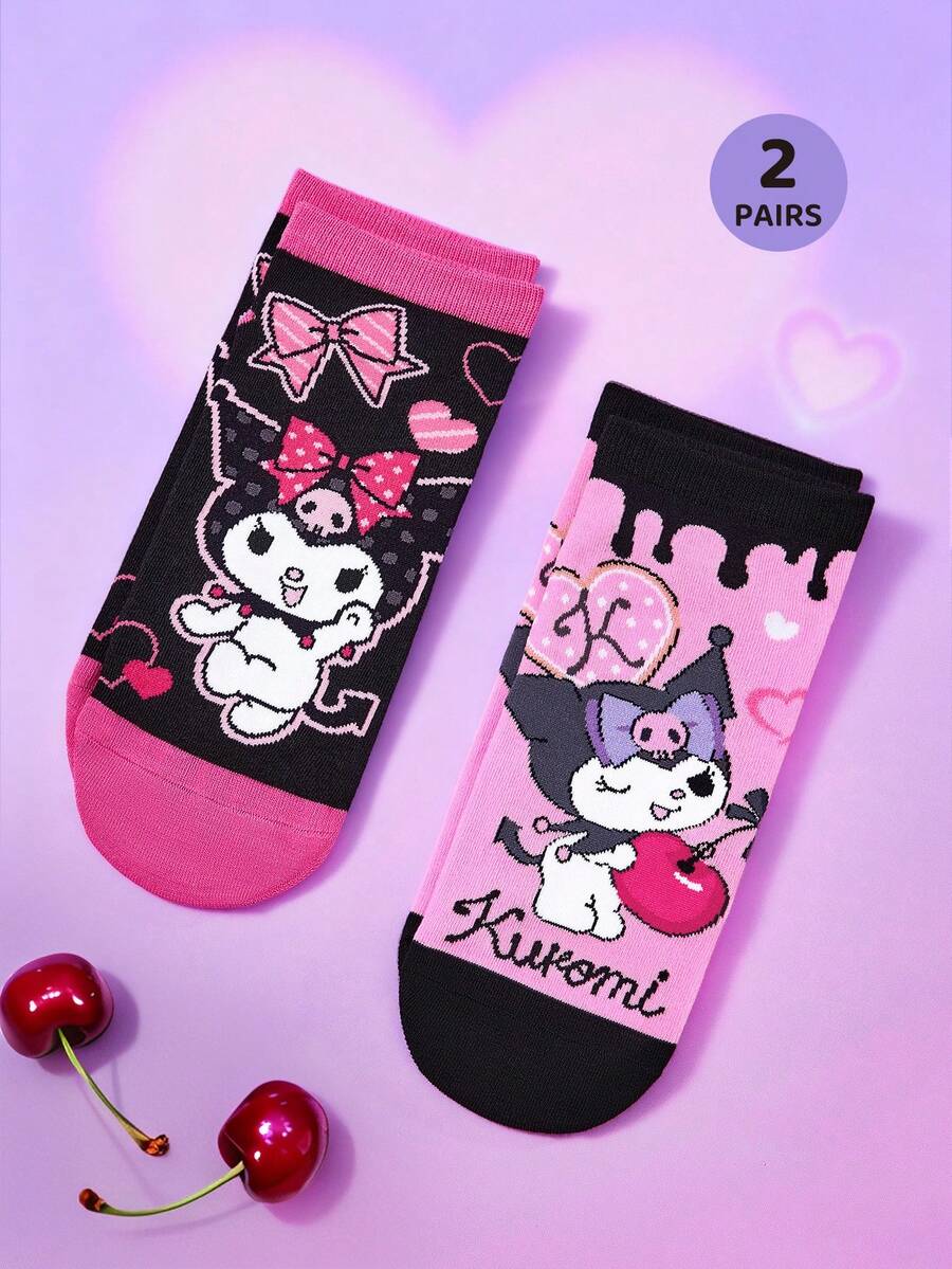 HELLO KITTY AND FRIENDS | SHEIN 2双柔软透气吸湿休闲短袜，饰有Kruomi图案，时尚可爱，粉黑配色，加固趾部和后跟，经久耐穿，男女通用，四季皆宜，夏季冬季皆可搭配。 - 彩色 - 查看 1