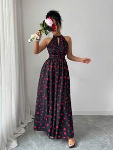 SHEIN Raffinéa Đầm chữ A nữ cổ yếm, khoét eo, xếp ly, in hình trái tim, thích hợp cho ngày Valentine, hẹn hò, mặc hàng ngày, mùa hè. - màu đen - Xem 5