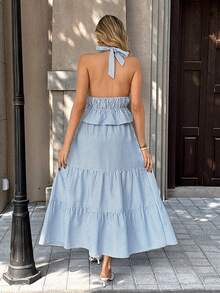 SHEIN PariChic 蓝白竖条纹露背吊带连衣裙 - 褶皱腰身荷叶边下摆度假长裙，性感深V领，修身层叠设计 - 藍白色 - 查看 2