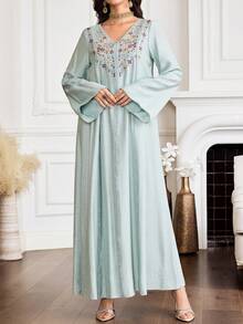 Al Najma Women's Elegant Embroidered Long Sleeve Arabic Style Dress - Multicolor - View 4