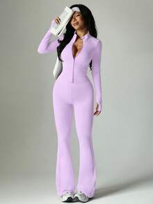 Dewbera 两件套女士运动套装，适合秋冬春季穿着，包括：修身撞色全拉链长袖外套（带拇指孔和撞色滚边），搭配撞色拼接高腰喇叭紧身裤。适合日常休闲穿着、跑步、瑜伽、健身、网球等运动。 - 紫色 - 查看 2