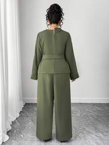 Elenzga 大码女式优雅通勤长袖不对称下摆系带衬衫和裤子两件套 - 軍綠色 - 查看 2