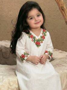 SHEIN Baby Girl V-Neck Floral Embroidery Casual Versatile Dress - White - View 2