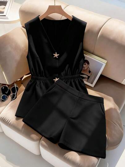 GlowEve CURVE Plus Size Women's Solid Color Minimalist Fashion Cinched Waist Sleeveless Jacket With Metal Buckle And Matching Casual Elastic Waist Shorts With Pockets 2-Piece Set, Versatile For Commute, Business, Daily Wear