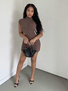 Alexandranx Váy ngắn tay lửng đơn hàng khuy trơn màu đơn sắc thường ngày dành cho nữ - màu nâu - Xem 6