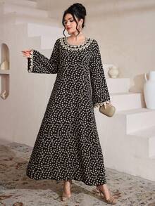 Al Najma Women's Spring/Summer Silk Velvet Woven Floral Print Long Sleeve Ruffle Hem Elegant Arabic Dress - Black - View 3