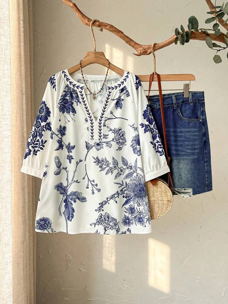 Plus Size Women's Summer Casual Vacation Country Loose Fit Floral Print Short Sleeve Blouse,Spring Break,Vacation,Holiday,Going Out,2026 New,Simple And Fashionable For Everyday Wear,Casual Vacation Boho Top, Blue And White Floral Blouse, Women Blouses Summer, Tunic Blouse, Floral Print Top,Suitable For Summer, Vacation, Commute, Daily Wear, Going Out Tops