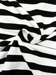 Resyla Women's Casual Fashion Faux Pearl & Rhinestone Heart Print Short Sleeve Round Neck T-Shirt - Black - View 3