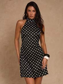 SHEIN Glamour 女士优雅简约波点露背蝴蝶结迷你连衣裙，女士优雅连衣裙，女士派对连衣裙，女士鸡尾酒会连衣裙 - 黑與白 - 查看 1