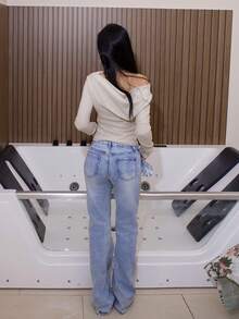 Low Waist Bell-Bottom Jeans With Big Sun Logo Button And Eyelets Big Belt - Light Wash - View 2