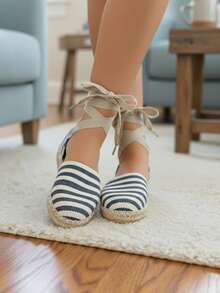Espadrilles With Ankle Straps - 藍白色 - 查看 2