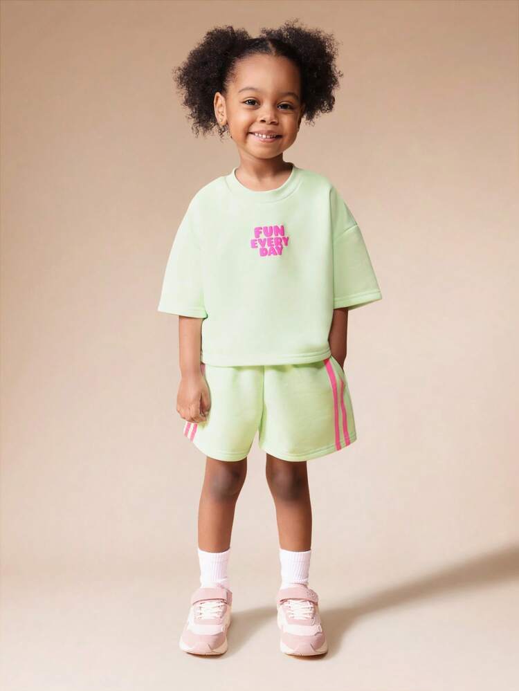 Zestaw T-shirt i spodenki "Fun Every Day"