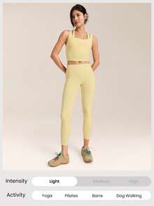 GLOWMODE FeatherFit™ 双肩带运动文胸，适合低强度瑜伽和日常运动。 - French Vanilla - 查看 6