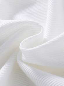 SHEIN Playful Pals 2 piezas Ranita de cuello tortuga de punto acanalado para bebé niño - Blanco y Negro - Ver 5