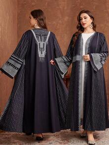Al Najma Plus Size Women Arabic Style Loose Casual Printed Floral Fabric Long Robe, Spring/Autumn Abayas - Black - View 1