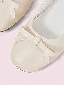CUCCOO DOLLMOD Cute Fairy Flat-Bottomed Bow Commuter Shoes New Spring And Summer New Shallow Mouth One-Pedal Comfortable Soft-Soled French Ballet Shoes Grandma Shoes - Off-white - View 5