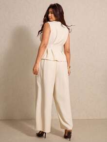 Elaquor Completo da donna taglie forti con top a peplum senza maniche con scollo a V e bottoni a forma di stella marina e pantaloni a zampa, casual, da lavoro, per vacanze, primavera/estate - Bianco - Visualizzare 2