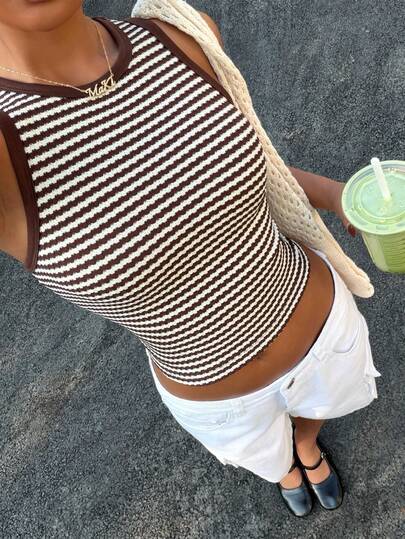 Muchica Women's Summer New Textured Striped Cropped Fitted Round Neck Tank Top
