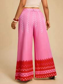 Travachic 加大码全印花系带阔腿夏季裤 - 玫紅色 - 查看 2