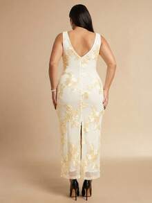 SHEIN BAE Plus Size Women's Elegant Embroidered Sleeveless Backless Dress, Summer - Apricot - View 2